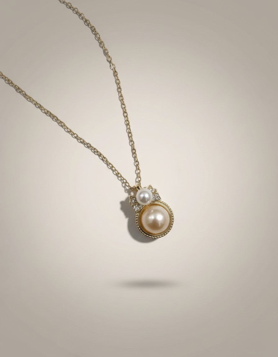 Double-Pearl Bow Necklace Freshwater Multicolor Pearls