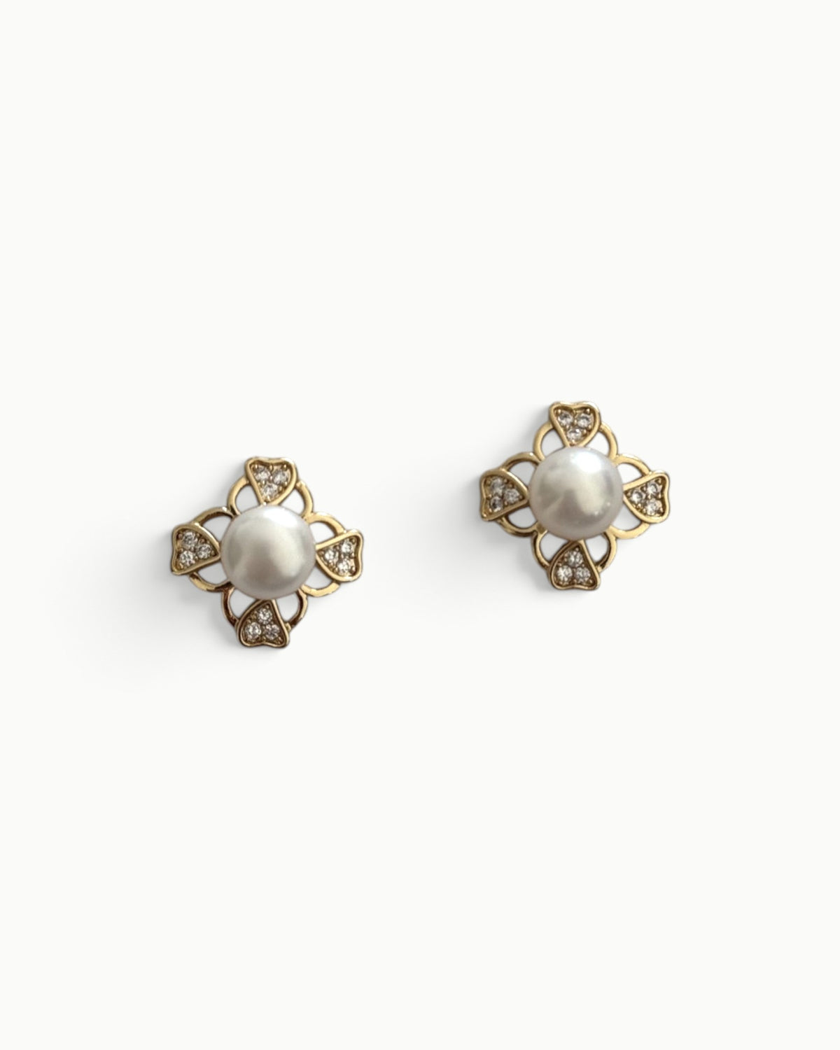 Clover Frame Earrings